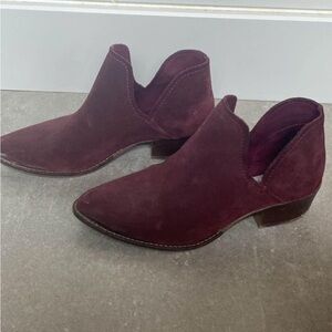 Steve Madden booties